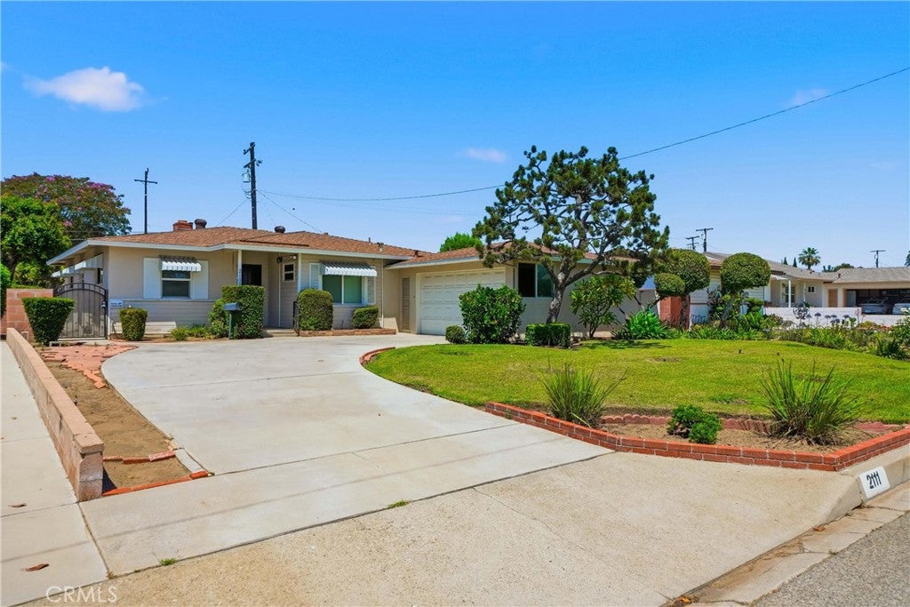 2111 E Idahome ST, West Covina CA 91791