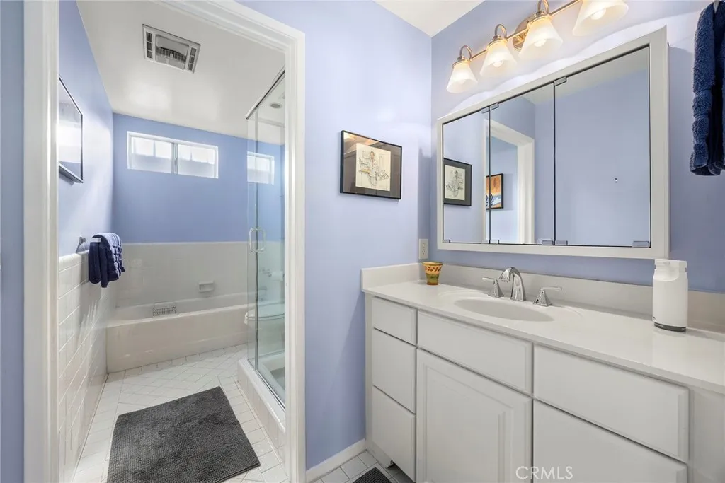 Long Beach, California 90803, United States, 1 Bedroom Bedrooms, ,1 BathroomBathrooms,Residential,Active,238877