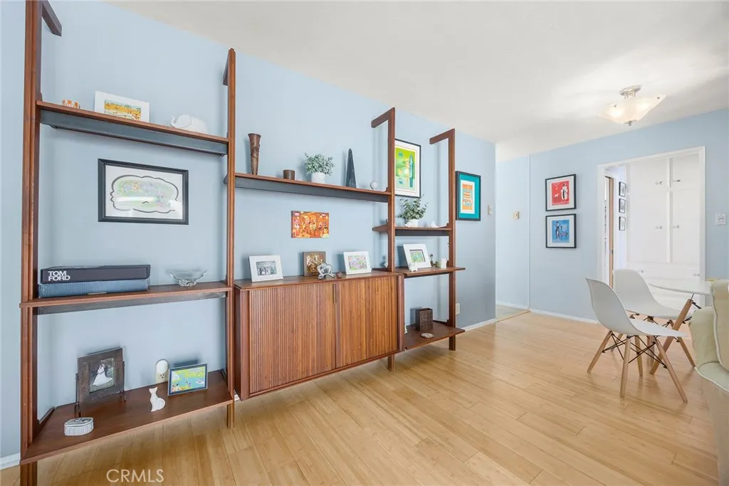 Long Beach, California 90803, United States, 1 Bedroom Bedrooms, ,1 BathroomBathrooms,Residential,Active,238877