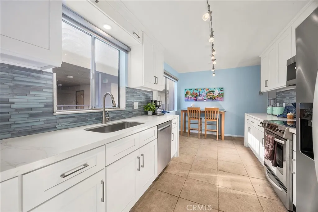 Long Beach, California 90803, United States, 1 Bedroom Bedrooms, ,1 BathroomBathrooms,Residential,Active,238877