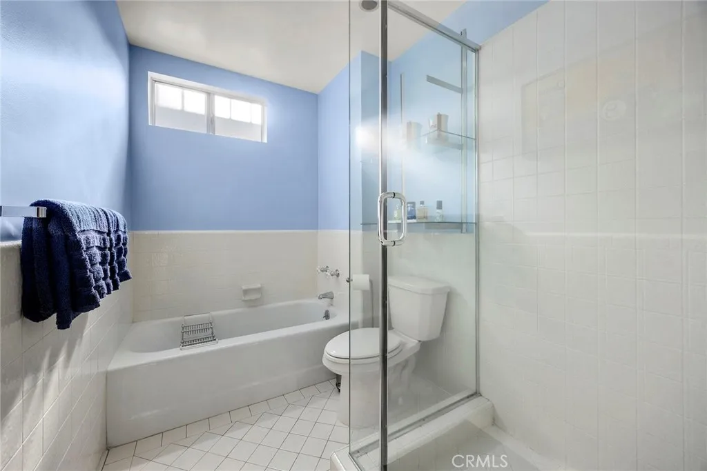 Long Beach, California 90803, United States, 1 Bedroom Bedrooms, ,1 BathroomBathrooms,Residential,Active,238877