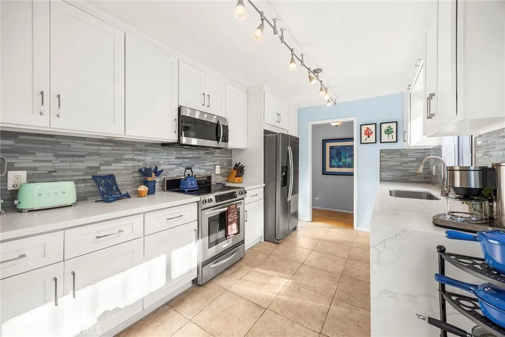 Long Beach, California 90803, United States, 1 Bedroom Bedrooms, ,1 BathroomBathrooms,Residential,Active,238877