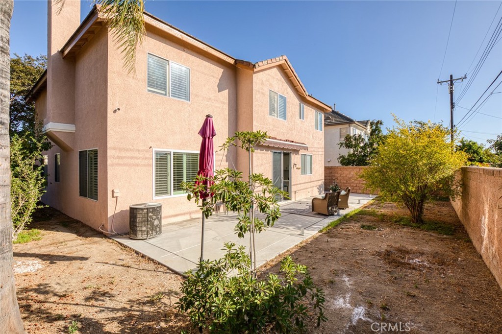 Lorie - Residential