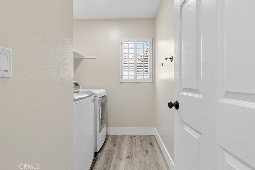 Lorie - Residential