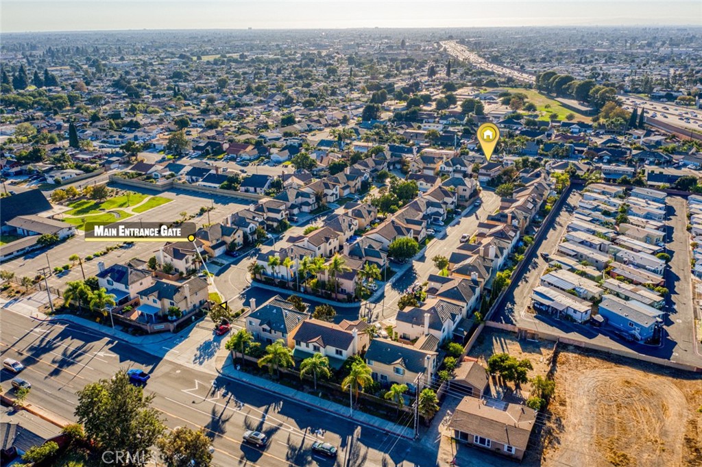 Lorie - Residential