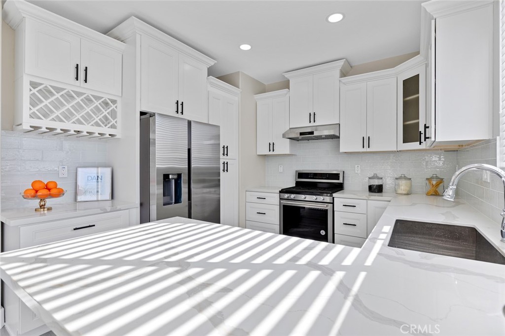 Lorie - Residential