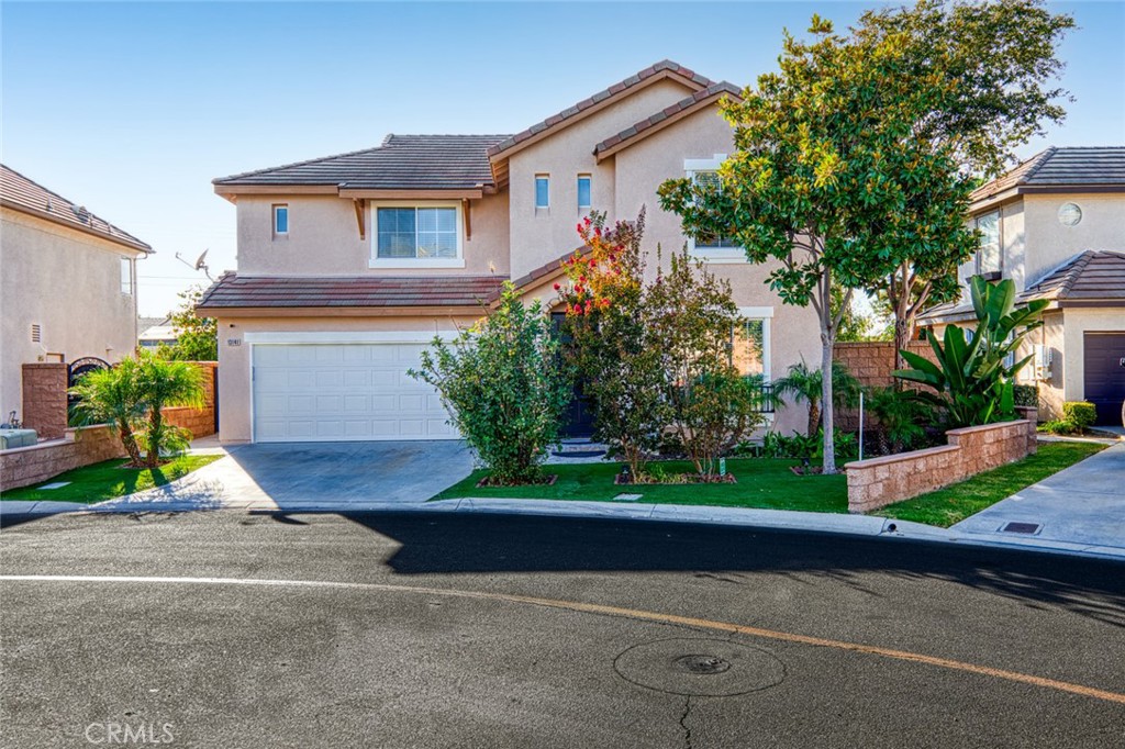Lorie - Residential