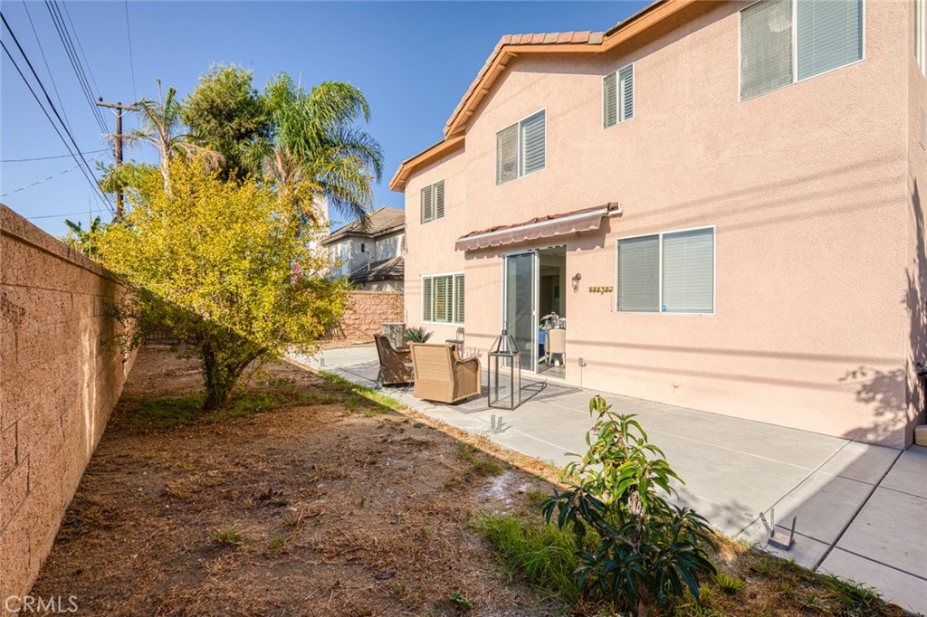 Lorie - Residential