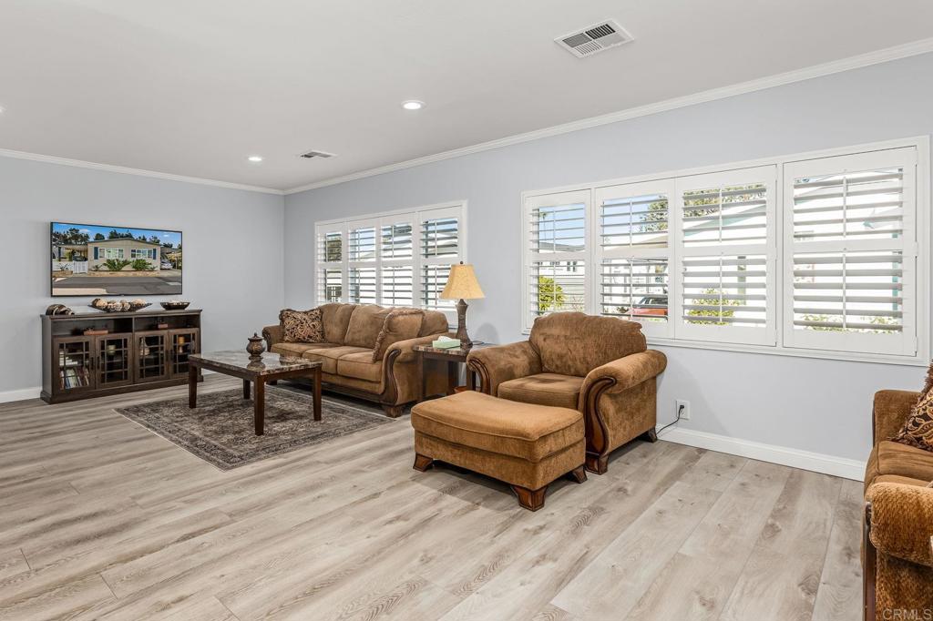 7257 San Luis