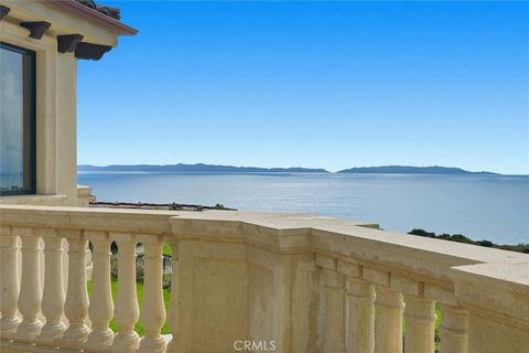 Photo of 31909 Emerald View Dr, Rancho Palos Verdes, CA 90275 (MLS # PV26071976)