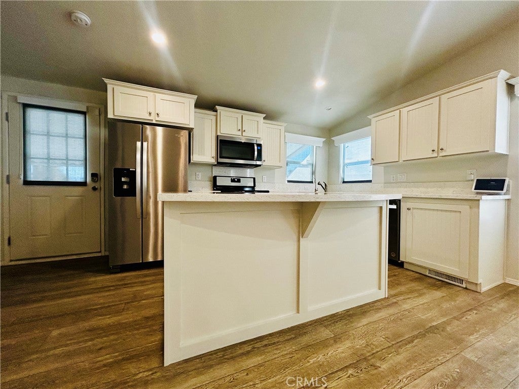 24 Coolidge Drive 24