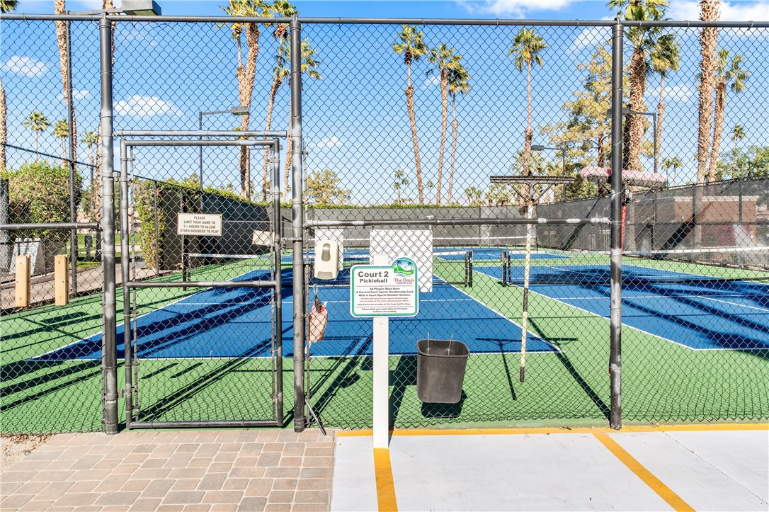 Oasis Country Club (32414) - Residential