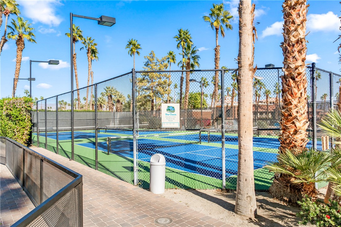 Oasis Country Club (32414) - Residential