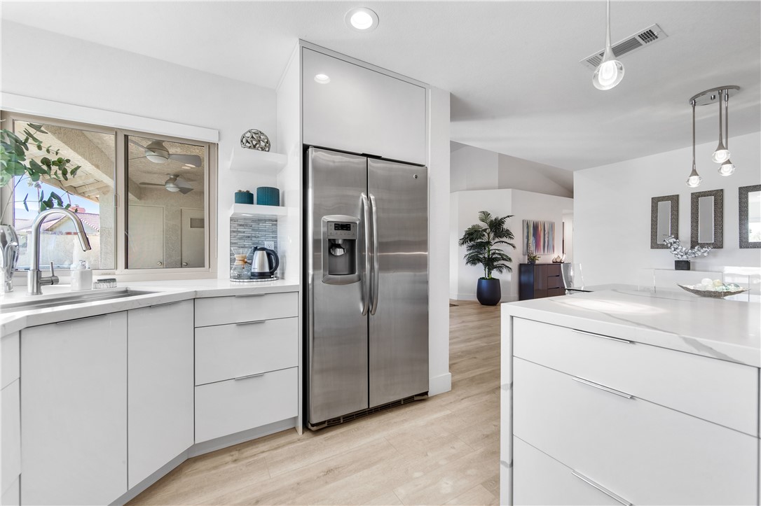 Oasis Country Club (32414) - Residential