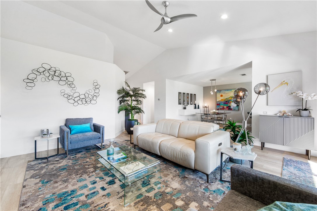 Oasis Country Club (32414) - Residential