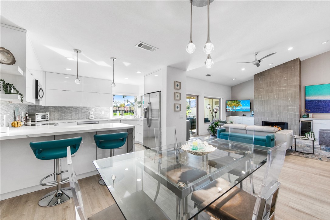 Oasis Country Club (32414) - Residential