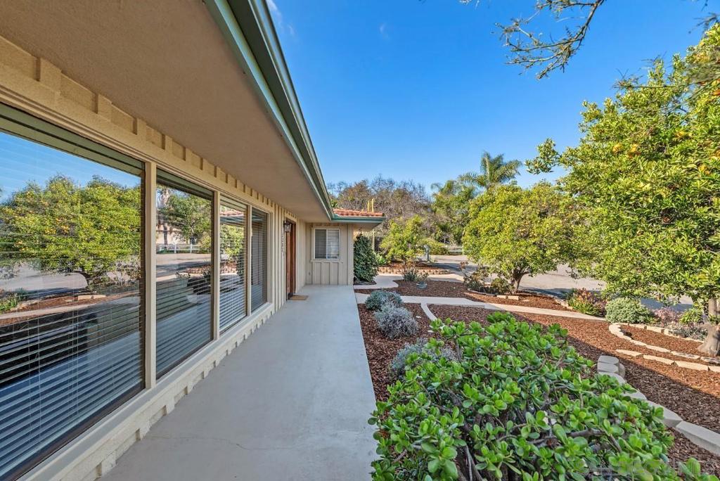2282 Dehesa Rd