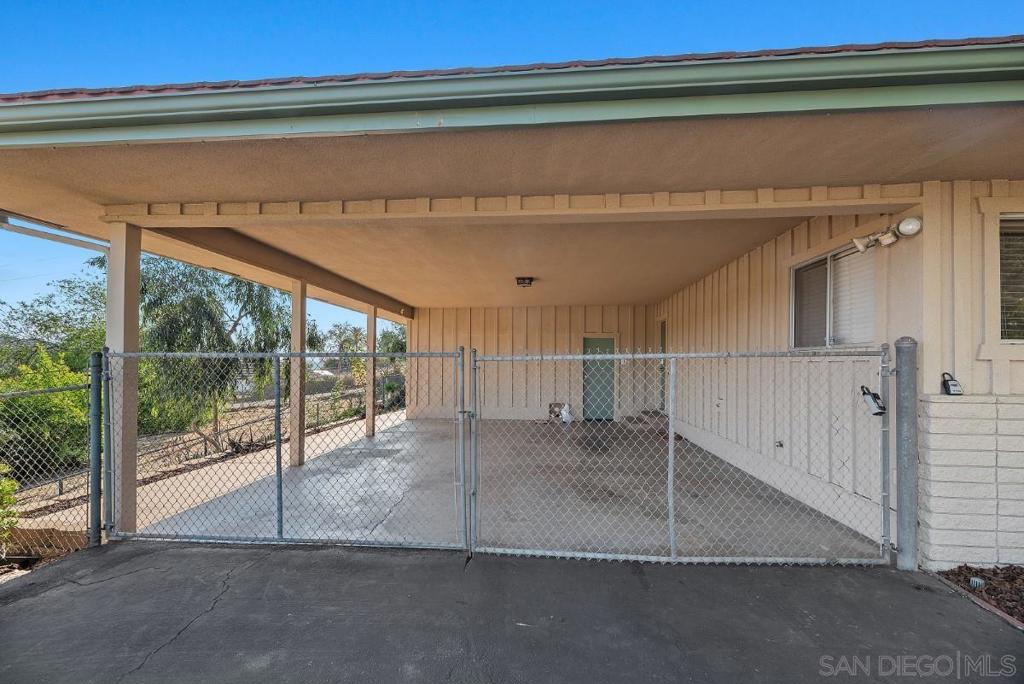 2282 Dehesa Rd