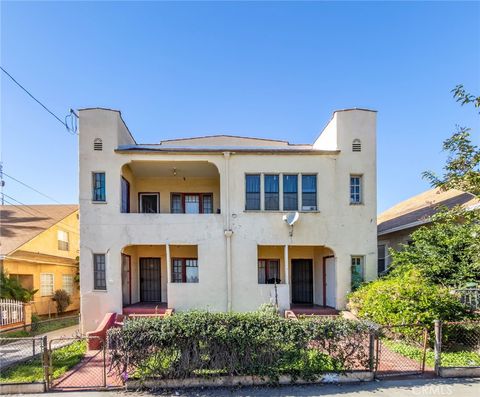 Photo of 147 N Chicago St, Los Angeles, CA 90033 (MLS # PV25266319)