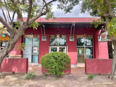 Photo of 213 W Winton Avenue, Hayward, CA 94544 (MLS # ML82049241)