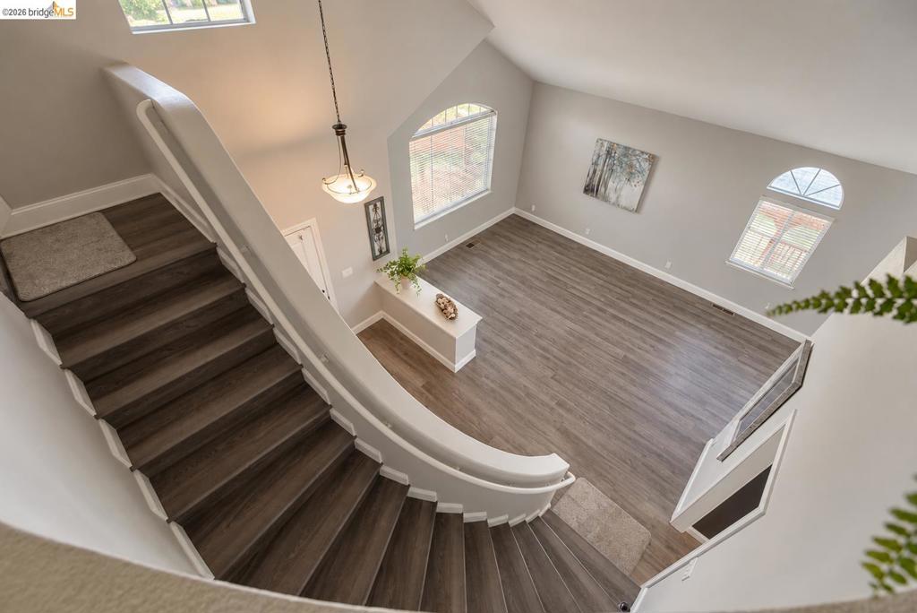 2413 Santa Cruz Ct