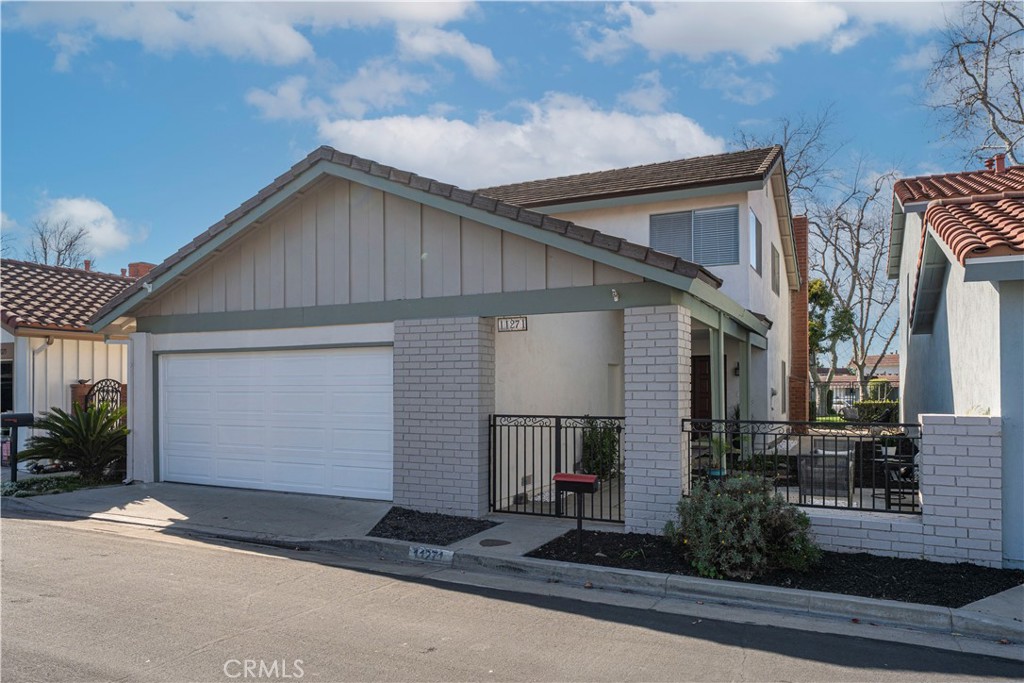 11271 Lowell Court