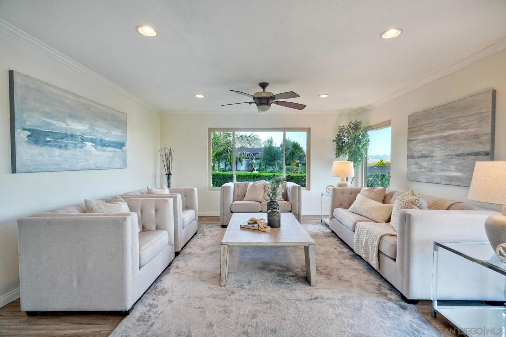 1605 Swallow Dr