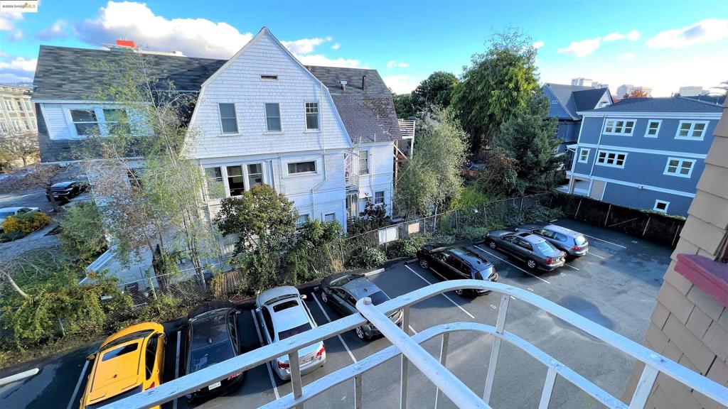 PILL HILL - Residential Lease