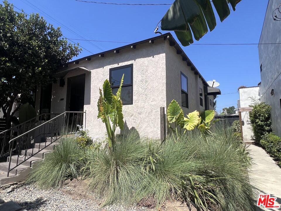 5357 Brynhurst Avenue, Los Angeles CA 90043