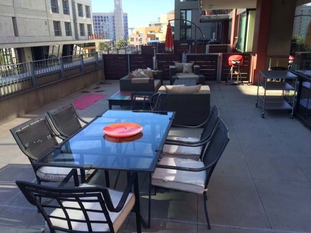 WOW!!800 SQFT OF OUTDOOR SPACE ATTACHED TO THIS BEAUTIFULLY FURNISHED CONDO. OPEN KITCHEN FLOORPLAN WITH KITCHEN AID STAINLESS STEEL APPLIANCES &GRANITE COUTERTOPS. HARDWOOD FLOORING THROUGHOUT ENTRY/LIVINGROOM/DINING SPACIOUS WALKIN CLOSET & DUAL SINKS MB. ENJOY ALL THAT DOWNTOWN HAS TO OFFER ENTERTAINING FROM YOUR OWN PLACE OR STEP OUT TO ALL THE FINEST RESTAURANTS. ICON COMPLEX FINEST AMENTITIES:26TH FLOOR ROOFTOP SKYBOX,1,700 SQFT STATE OF THE ART FITNESS CENTER,MULTIMEDIA THEATER,5TH INNING LOUNGE. Neighborhoods: EAST VILLAGE/BALL PARK/DOWNTOWN Complex Features: ,,,, View: City,Evening Lights