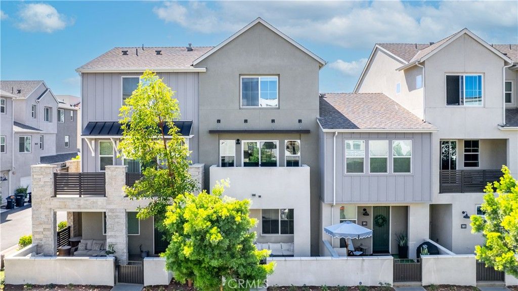 Photo of 201 Juniper Drive, Rancho Mission Viejo, CA 92694 (MLS # OC25226226)