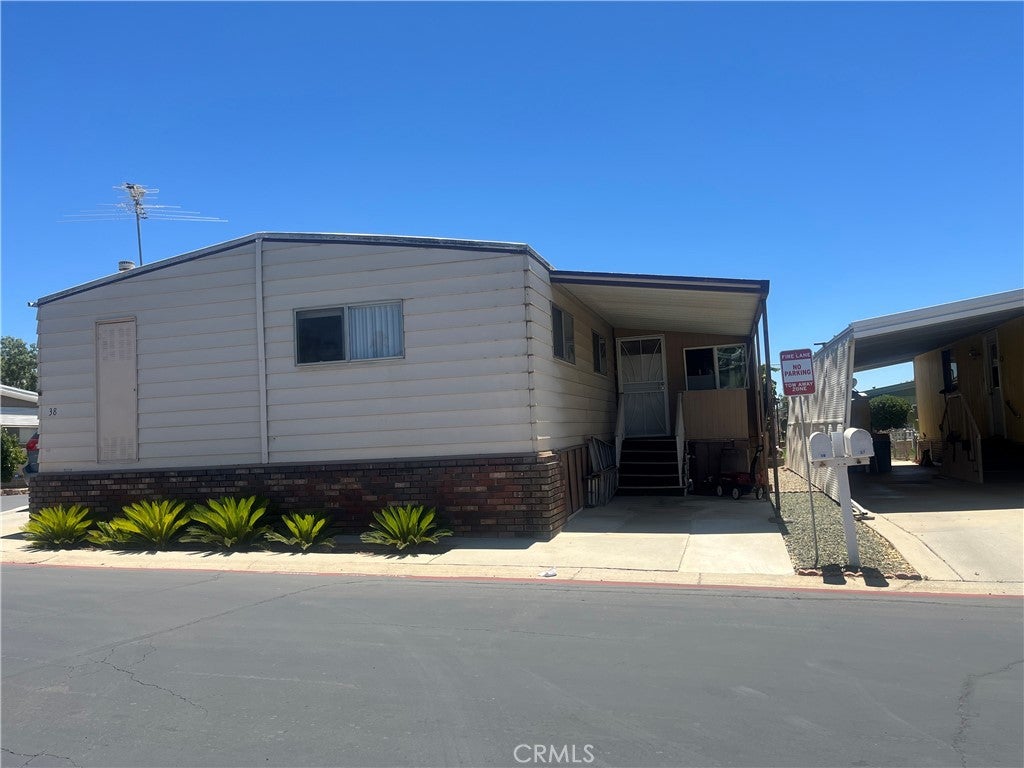 975 California 38