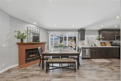 Tiny photo for 32015 Quartz Ln, Castaic, CA 91384 (MLS # DW26050140)