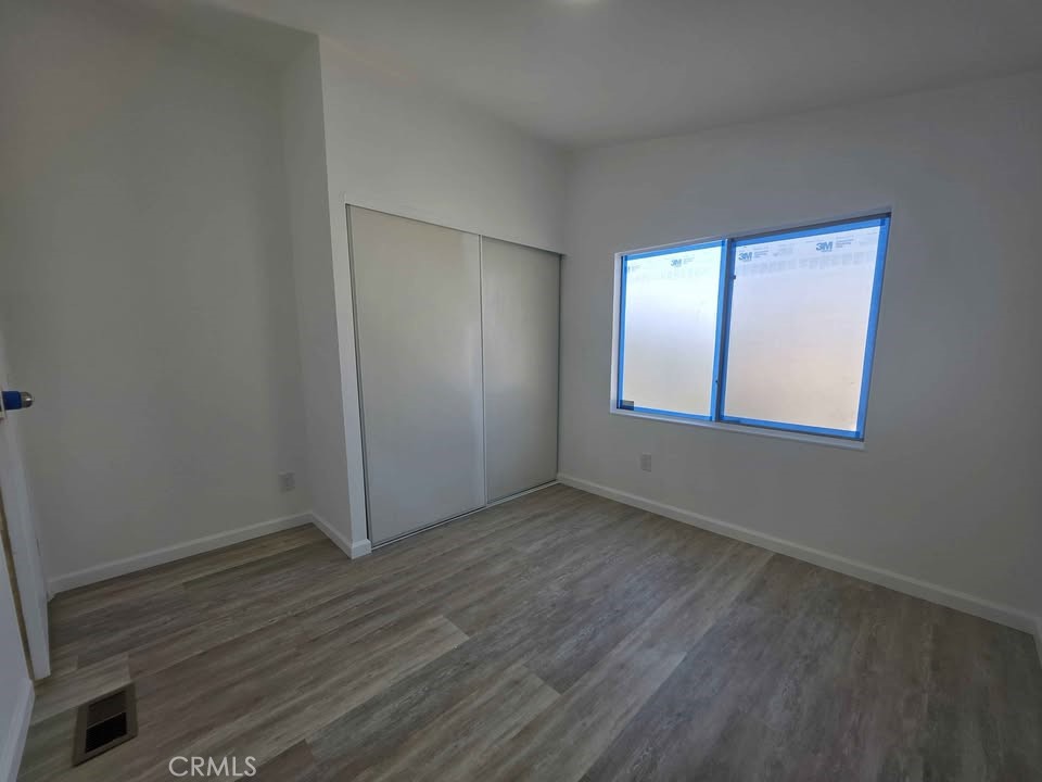 80 E Dawes Street 164