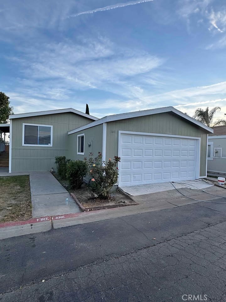 Photo 1 of 6 — 80 E Dawes Street 164, Perris, CA 92571