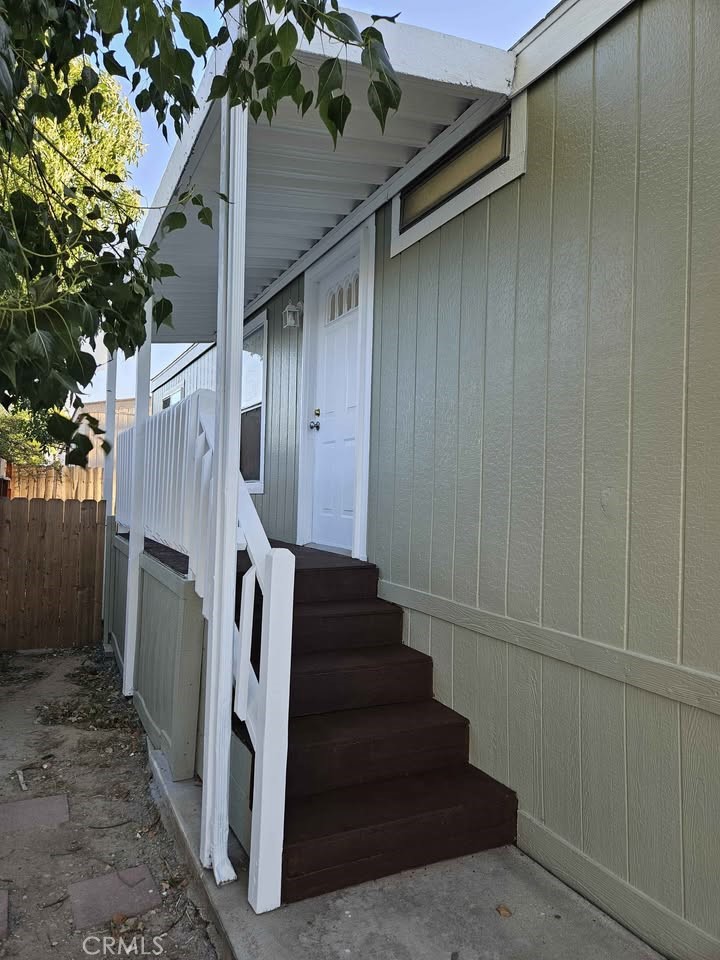 80 E Dawes Street 164