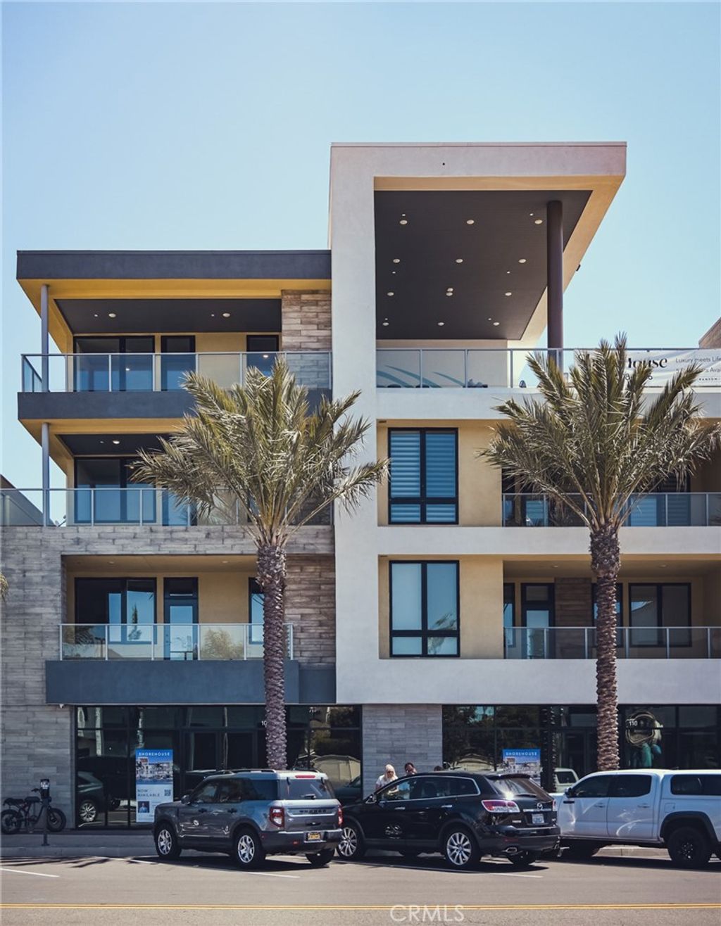 Photo of 414 Main Street #330, Huntington Beach, CA 92648 (MLS # OC25199384)
