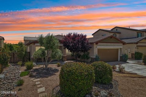 Photo of 3652 Half Dome Avenue, Rosamond, CA 93560 (MLS # 226002075)