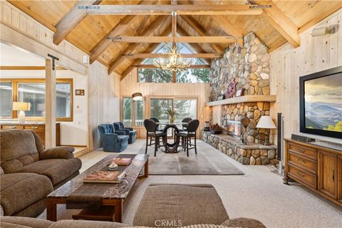 Photo of 641 Golf Course Road Rd, Lake Arrowhead, CA 92352 (MLS # IG26034366)