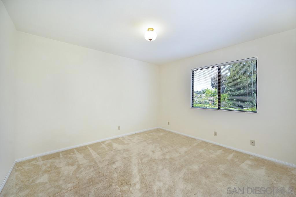 Ramona - Residential