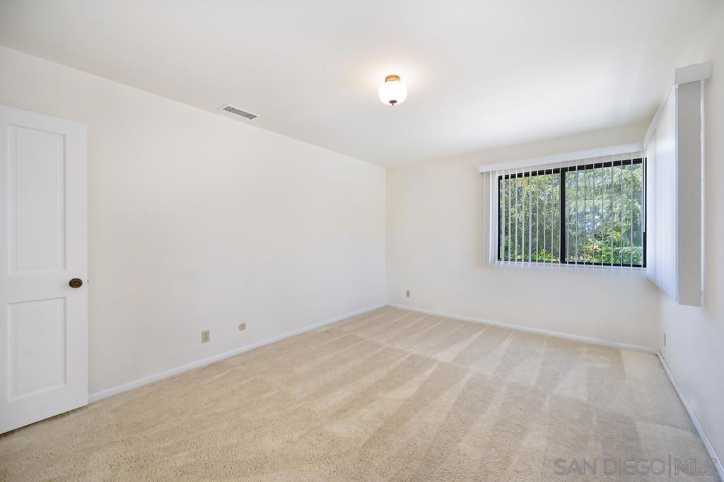 Ramona - Residential