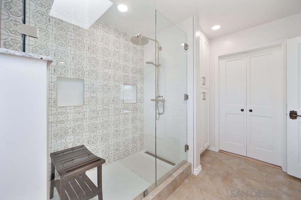 Ramona - Residential