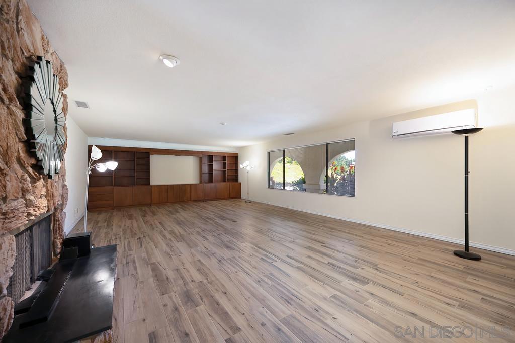 Ramona - Residential