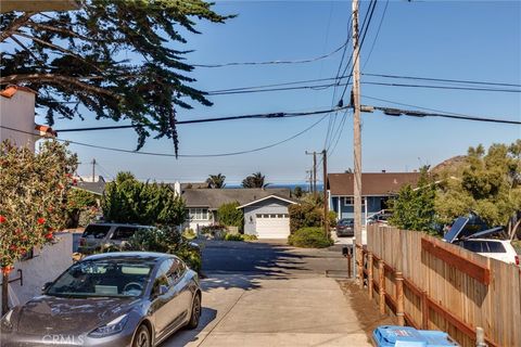 Tiny photo for 542 Kern Avenue, Morro Bay, CA 93442 (MLS # SC26096690)