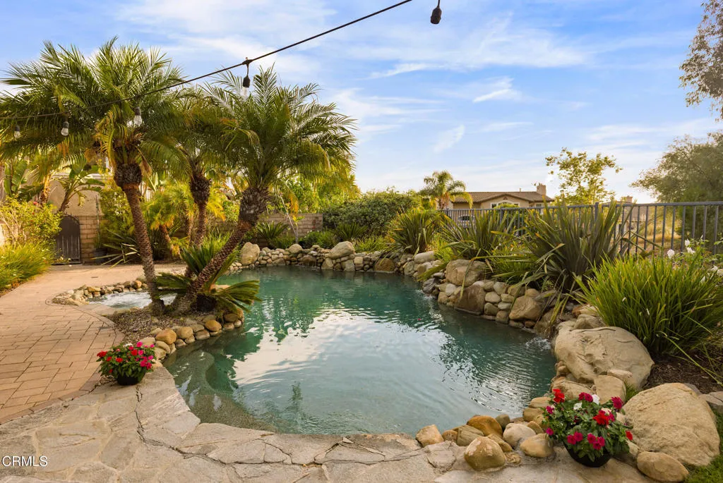 Camarillo, California 93010, United States, 5 Bedrooms Bedrooms, ,5 BathroomsBathrooms,Residential,Active,173134