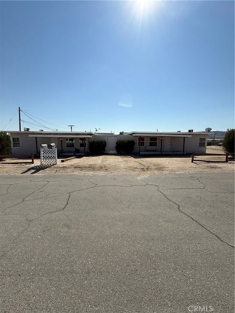 Photo of 6733 Tamarisk Avenue, 29 Palms, CA 92277 (MLS # JT25129992) Photo of 6733 Tamarisk Avenue, 29 Palms, CA 92277 (MLS # JT25129992)