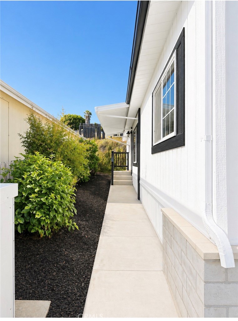 1638 Calavo Road 63