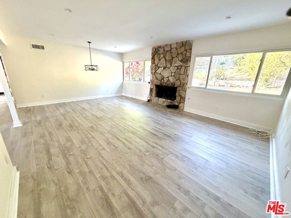 17231 Barneston Court, Granada Hills CA 91344