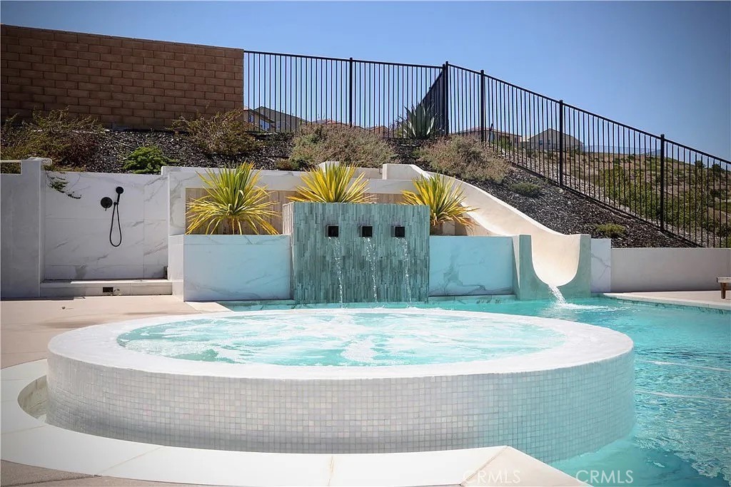 Sierra Bella - Residential