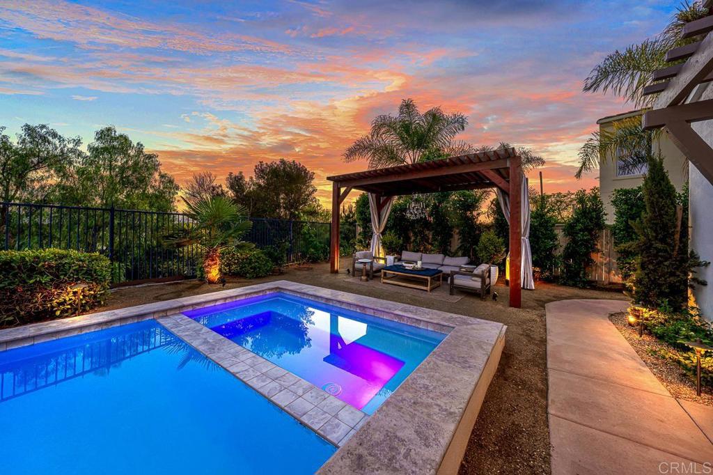 1052 Mountain Ash Ave